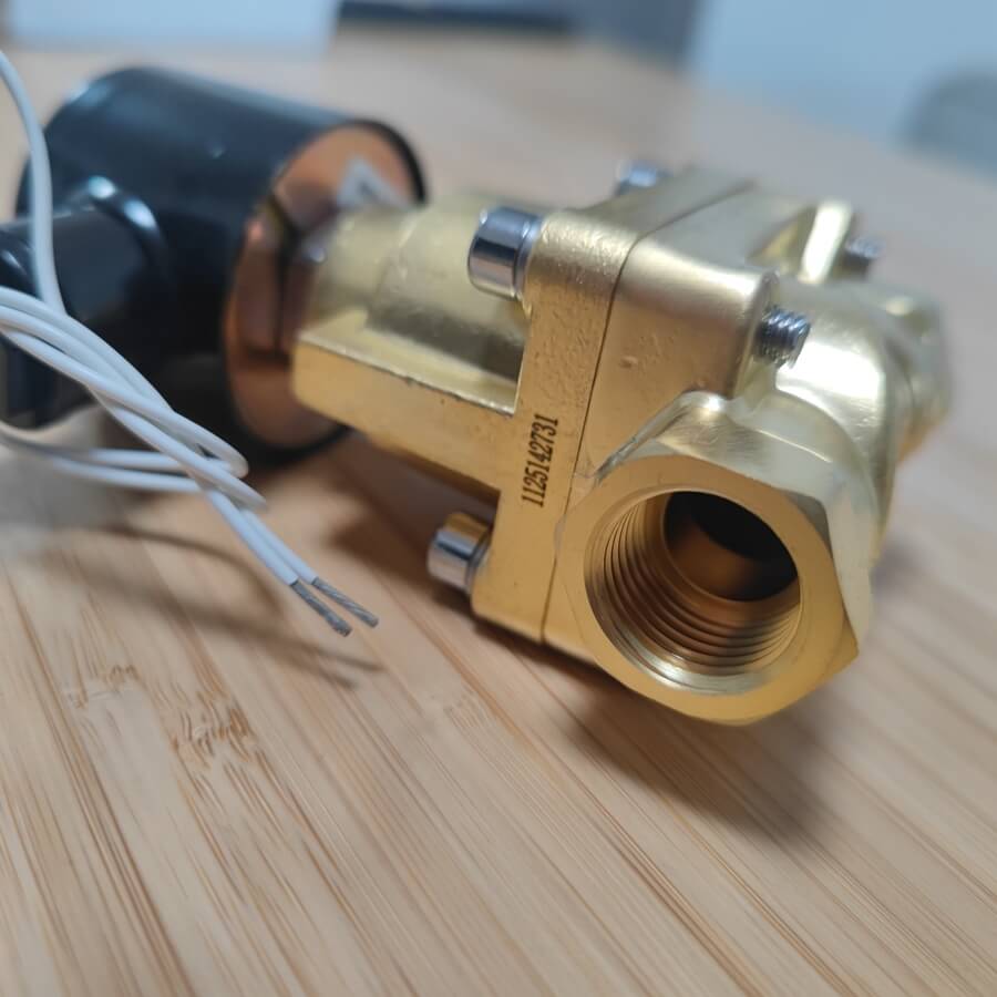 SLA BRASS STEAM SOLENOID VALVE